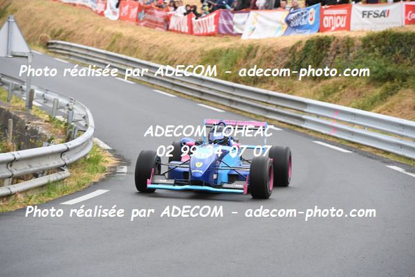 http://v2.adecom-photo.com/images//6.COURSE DE COTE/2022/5_LA_POMMERAYE_2022/BEZINAUD_David/79A_4956.JPG